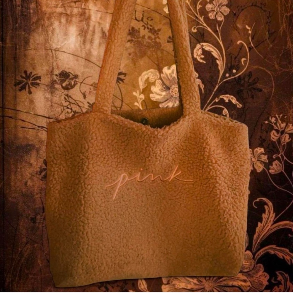 🤎✨ Limited Edition PINK Victoria’s Secret Tote ✨🤎